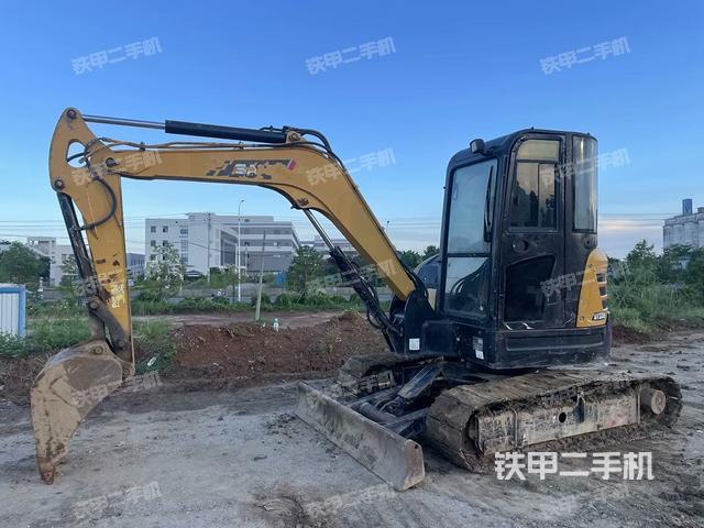 三一重工SY55U挖掘机