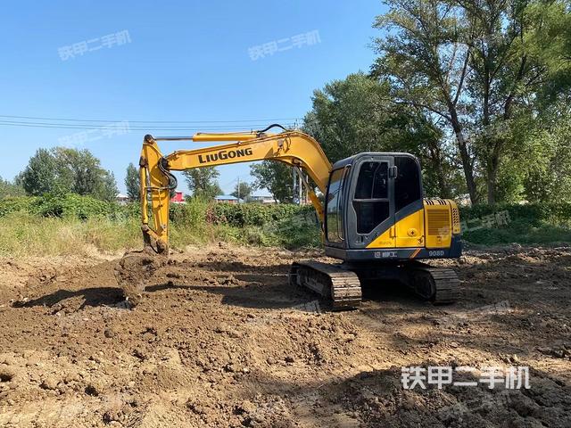 柳工CLG908D挖掘机