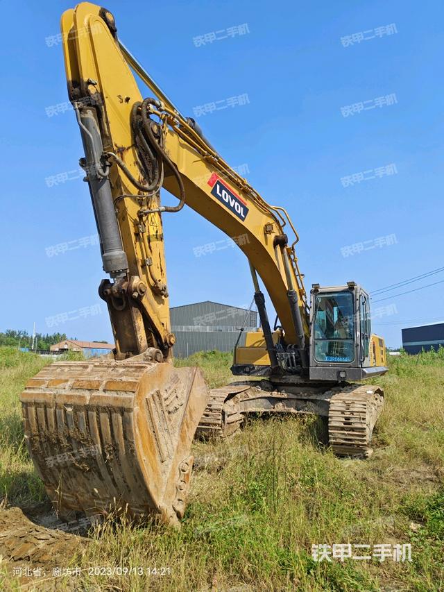 雷沃重工FR370E-HD挖掘机