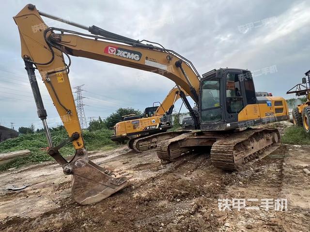 徐工XE215DA挖掘机