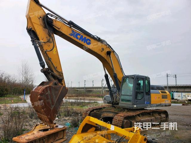 徐工XE370D挖掘机