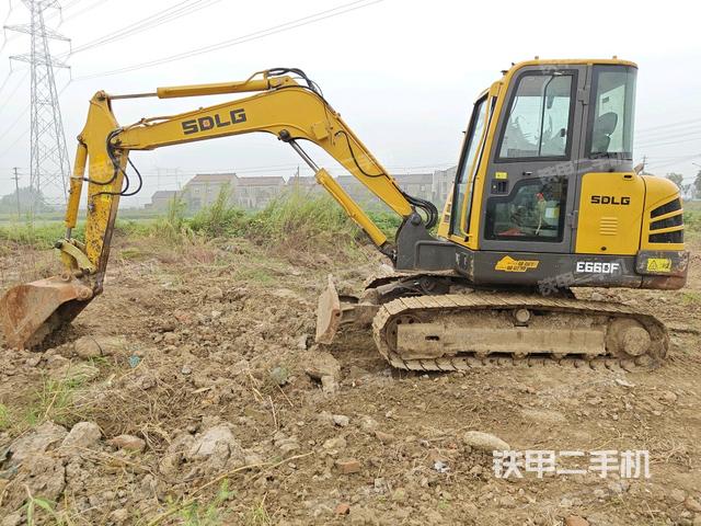 山东临工E660F挖掘机
