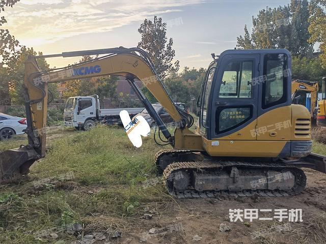徐工XE60D挖掘机