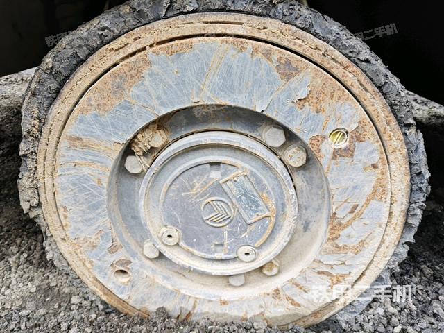 左引導(dǎo)輪 /左前輪（行走機構(gòu)）