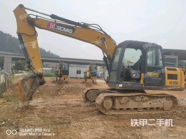 徐工XE135D挖掘机