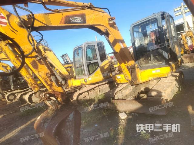 雷沃重工FR60挖掘机