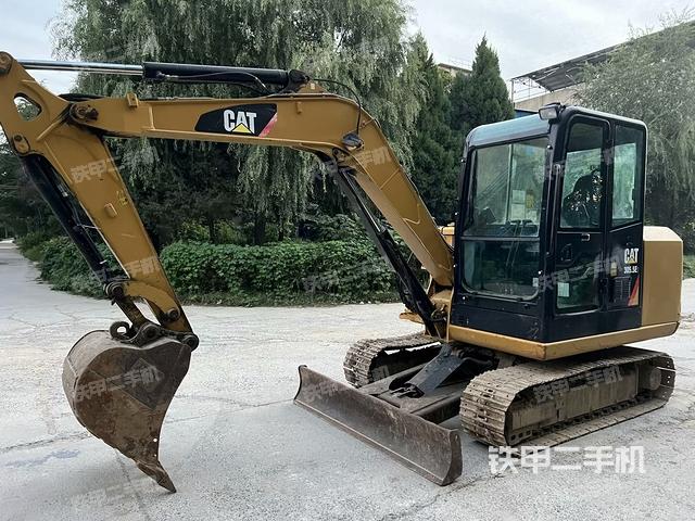 卡特彼勒CAT®305.5E2 小型液压挖掘机