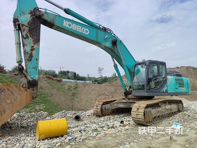 神钢SK350LC-10挖掘机