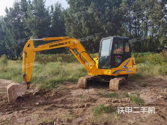 龙工LG6065挖掘机