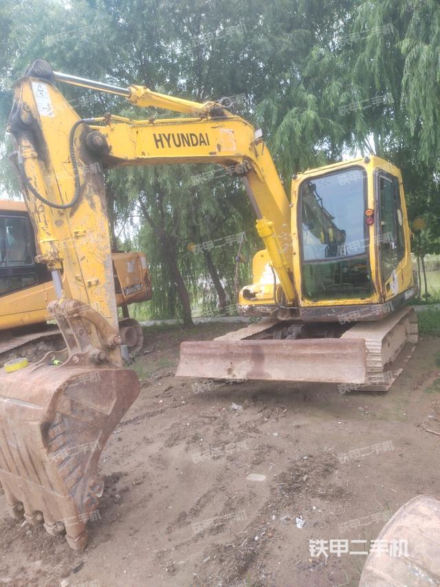 现代R80-7挖掘机