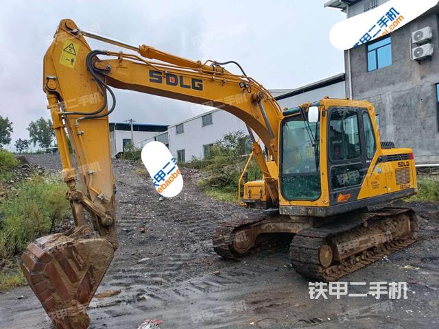 山东临工E6135F挖掘机