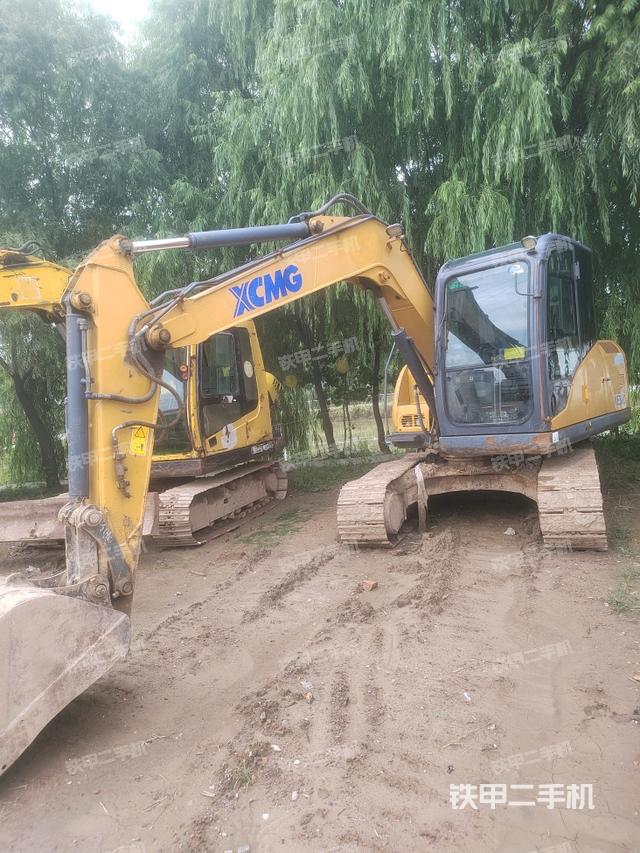 徐工XE75D挖掘机