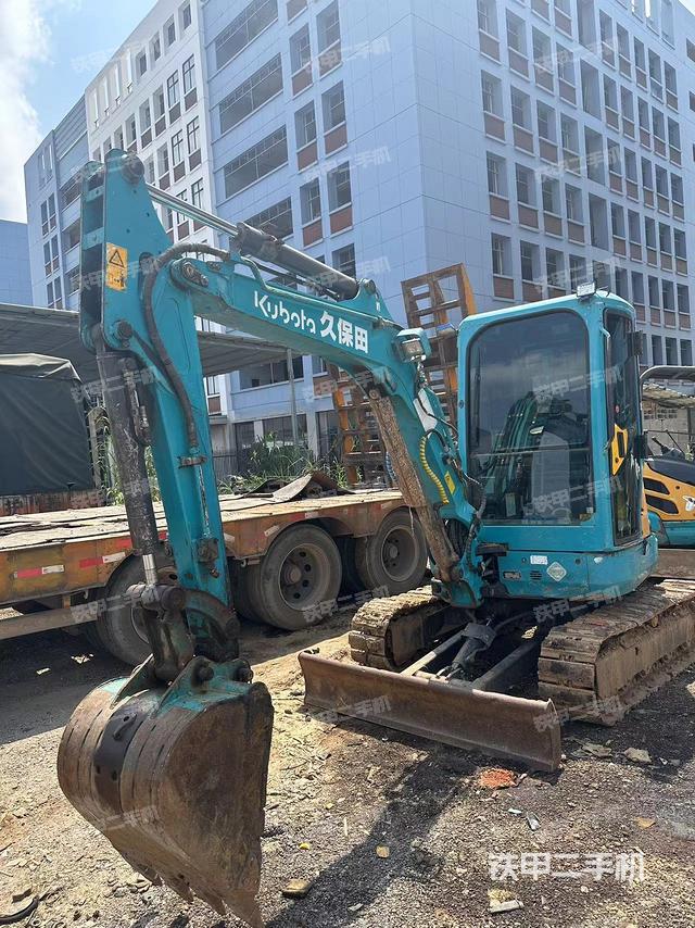 久保田KX135-3SZ挖掘机