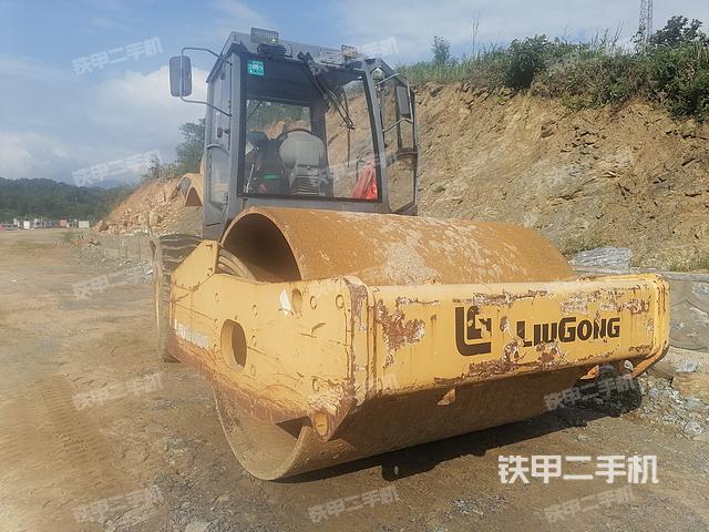 柳工CLG6122压路机