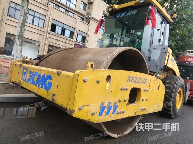 徐工XS223JE压路机