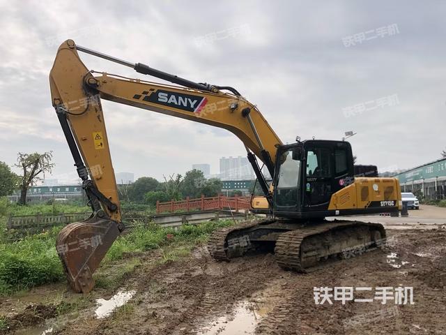 三一重工SY205C挖掘机