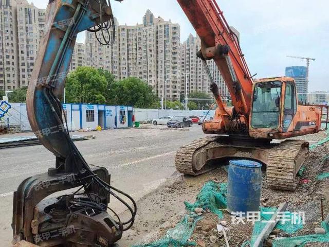 斗山DH420LC-7挖掘机