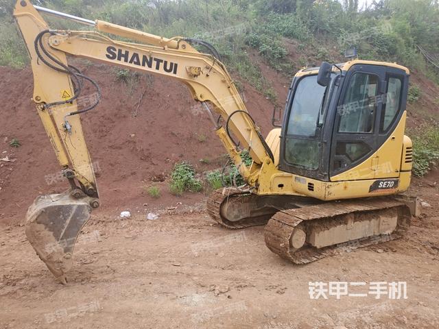 山重建机MC56-9挖掘机