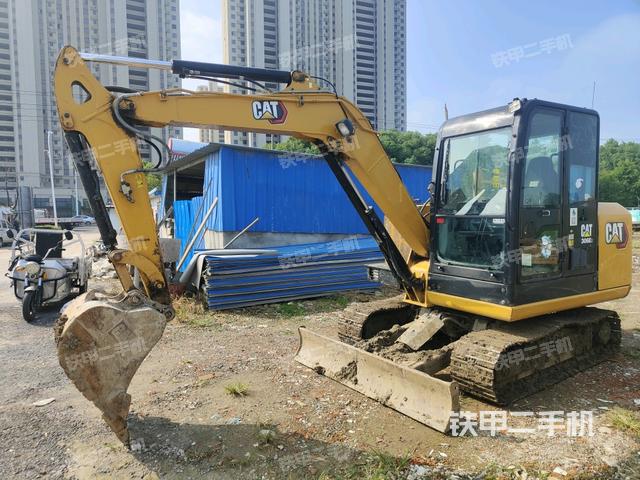 卡特彼勒CAT®305.5E2 小型液压挖掘机