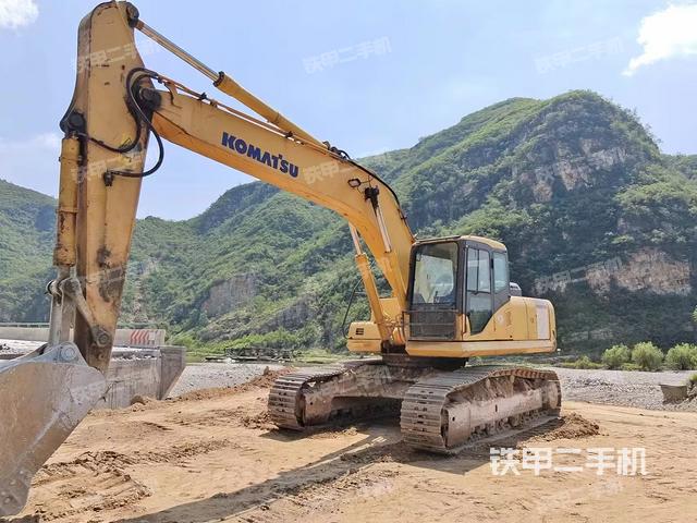 小松PC270-7挖掘机