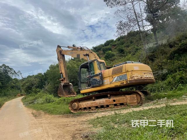 柳工CLG922D挖掘机