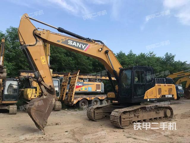 三一重工SY205C挖掘机
