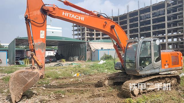 日立ZX200-3挖掘机