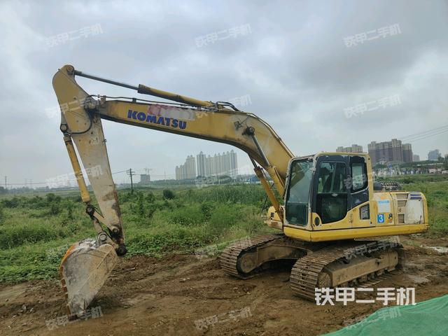 小松PC200-8挖掘机