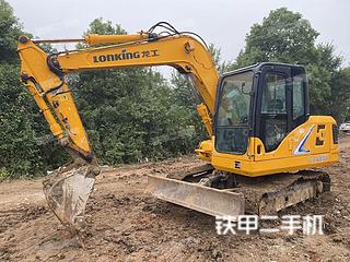 郑州龙工LG6090挖掘机实拍图片