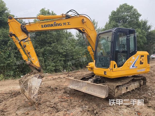 龙工LG6090挖掘机