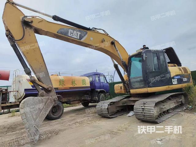 卡特彼勒320D液压挖掘机