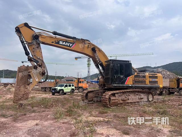 三一重工SY550H挖掘机