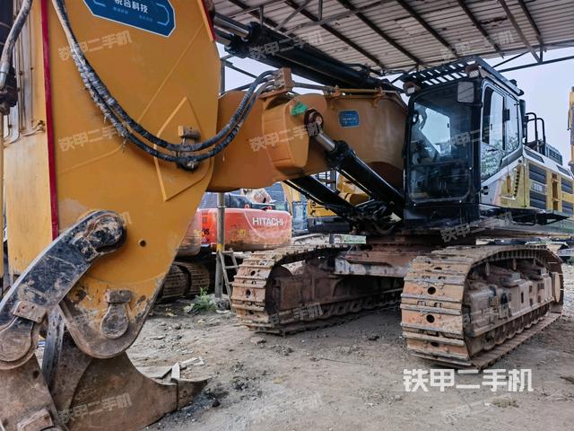 三一重工SY870H挖掘机