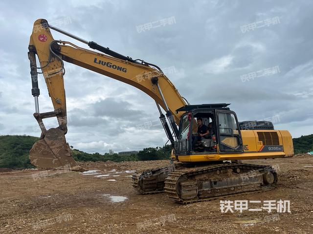 柳工CLG939EHD挖掘机