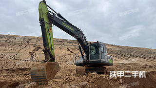 江西-九江市二手中联重科ZE205E-10挖掘机实拍照片