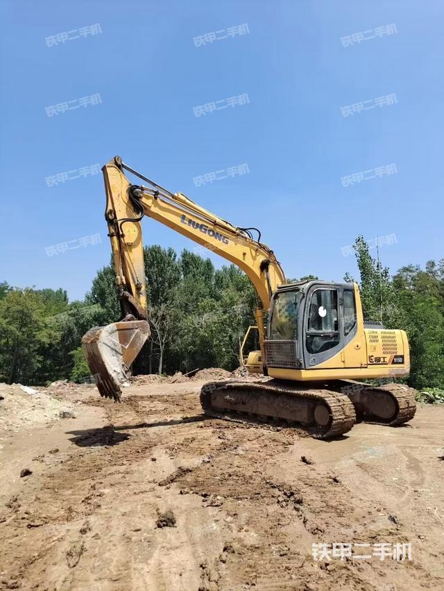 柳工CLG915D挖掘机