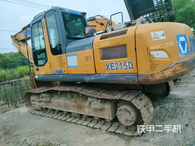 徐工XE215D挖掘机