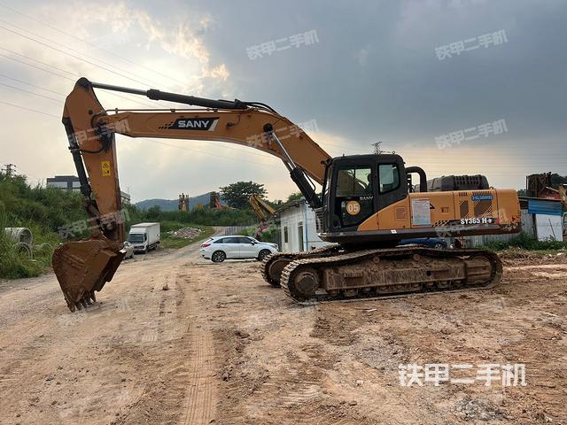 三一重工SY355H挖掘机