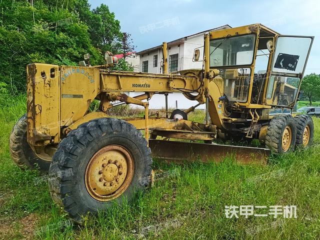 小松GD625A-1平地机