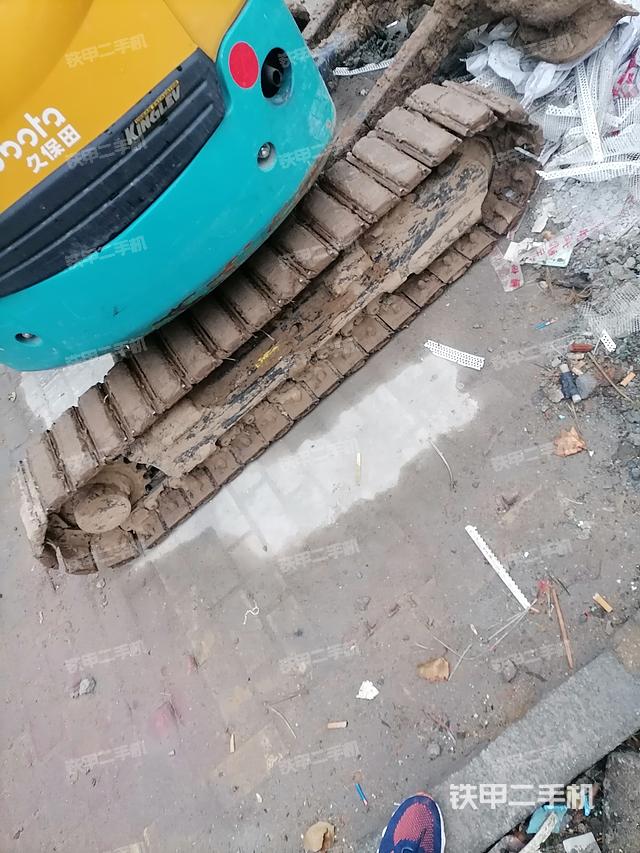 单侧履带整体（整机外观）