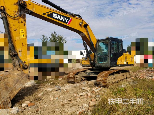 三一重工SY205C挖掘机