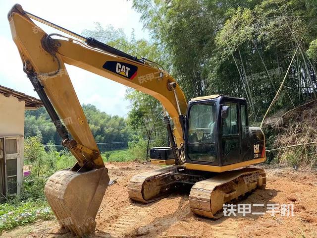 卡特彼勒CAT®313D2 GC 小型液压挖掘机