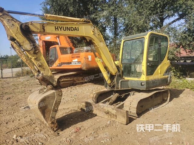 现代R60-9挖掘机