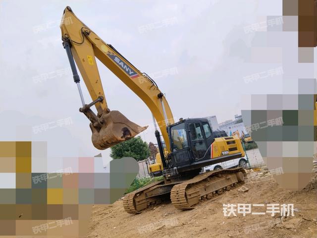 三一重工SY245H挖掘机