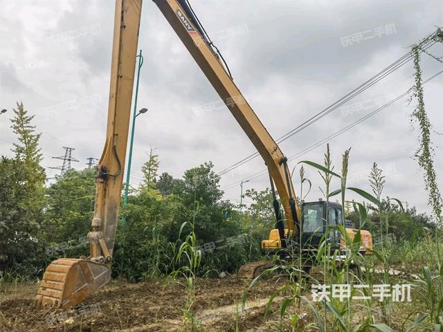 三一重工SY245H挖掘机
