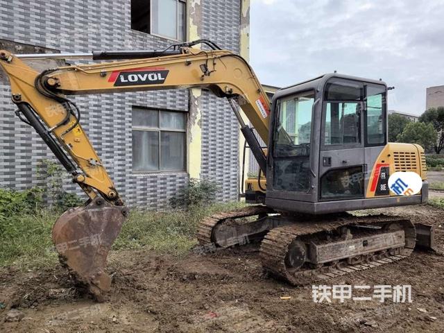 雷沃重工FR75E2挖掘机