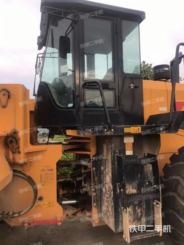晋工JGM757KN装载机