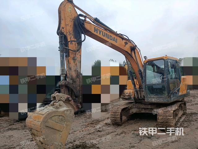 现代R130VS挖掘机
