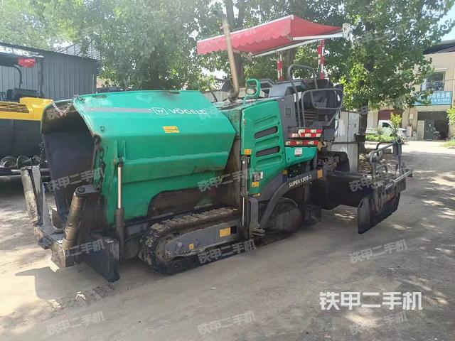 福格勒超级 1300i沥青摊铺机
