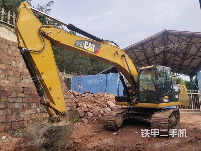 卡特彼勒320D2液压挖掘机